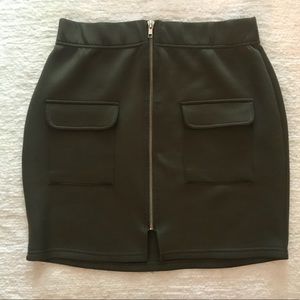 rue21 army green zip up skirt